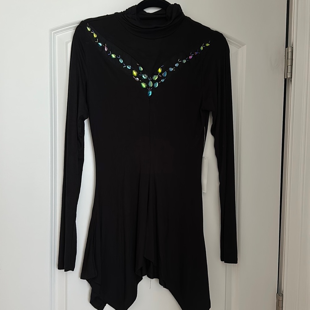 Venus NWT turtle neck tunic with rhinestone detail
